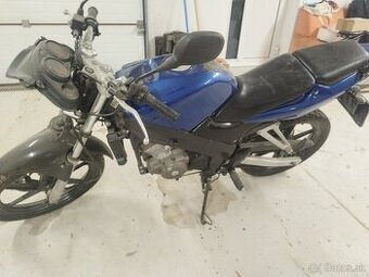 Honda cbr125R