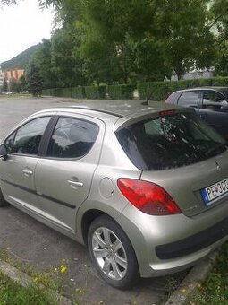 PEUGEOT 207 HDI SPORT