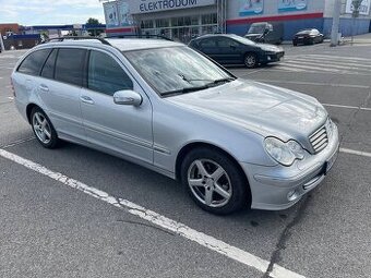 Mersedes C220