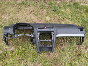 octavia II pristrojova doska, pristrojovka, airbag, interier