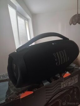 JBL bumbox 3 wifi