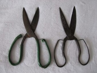 Predám staré kované nožnice.