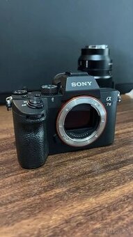SONY A7iii telo