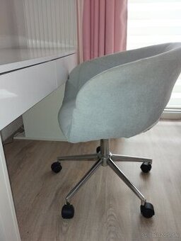 Otočná nastaviteľná stolička - 1