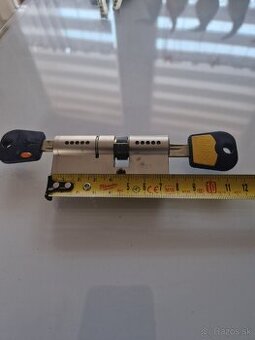 Bezpečnostné vložka zamku