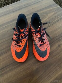 Kopačky Nike Bravata č.35 v dobrom stave.