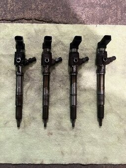 Predám vstrekovače 1.6 TDi 03L 1302775