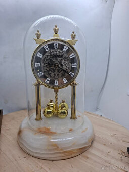 Predám funkčné rotačné hodiny Schatz Quartz ,Onyx ,sklo 45 €