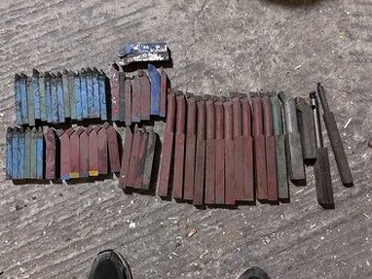 Predám nože na sústruh