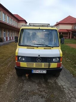 Mercedes Benz 308d 2,3 T1