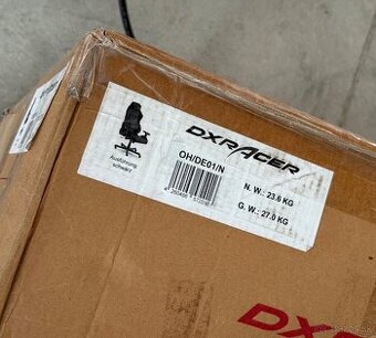 NEROZBALENÁ DXRACER herná stolička čierna