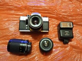 Fotoaparát Praktica a objektívy