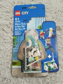 LEGO 40526 Elektrické kolobežky s nabíjacou stanicou