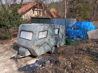 Karavan obytný príves