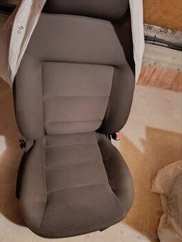 Auto sedačky VW