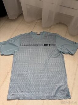 Pánske športové tričko zn. Nike