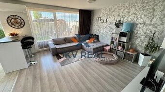 3izbový byt (75m2) so záhradkou (84m2) a parkovacím miestom