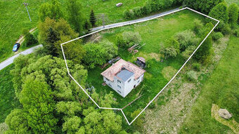 Beňuš-Gašparovo, nádherný pozemok 3251m2 s RD - pôvodný stav