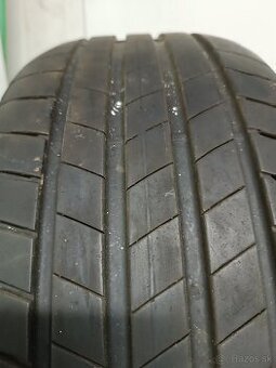 225 /55 R16