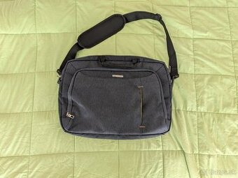 Kvalitna Samsonite taska na notebook.