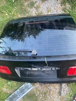 Bmw E39 zadne sklo