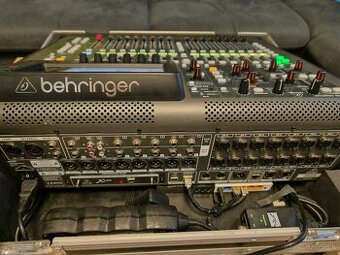 Behringer X32 Compact s Case + switch s dhcp