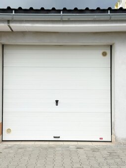 Na predaj garáž v Kežmarku – sídlisko Juh, s elektrinou - 1
