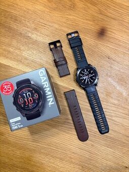 Garmin Fenix 8 Sapphire AMOLED – Carbon Gray Titanium, 51 mm
