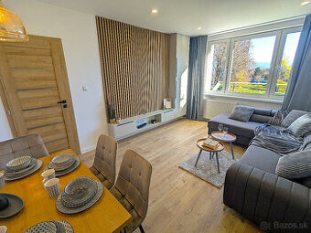 Štýlový, rekonšt. 2-izb. Galaktická ul., Lo, 2.p,voľný kúpou