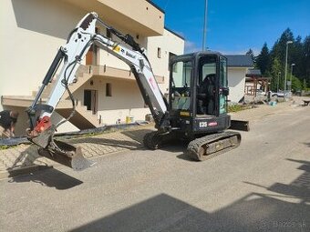 Bobcat e35