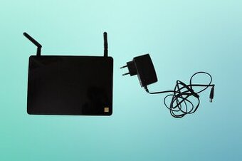 Orange Wi-Fi router TP-Link (Orange)