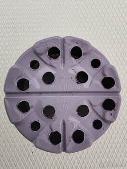 Ponúkam 10.5 kvetináče plastove