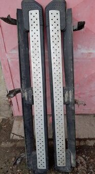 Mitsubishi Pajero Wagon III  -  nášlapy