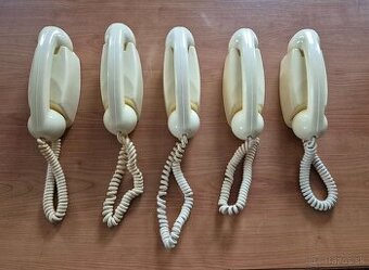 Retro bytovy telefon