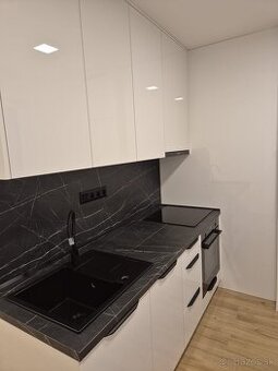 Prenájom 3 izbového bytu na Nábrežnej V Kysuckom Novom Meste