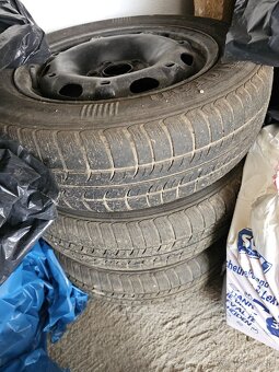 Plechové disky 14'' + letné pneu 165/70 R14
