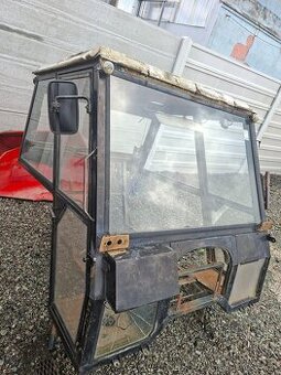 KABINA TRAKTOR ZETOR