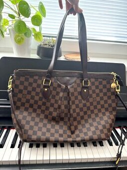 Veľká kockovaná hnedá kabelka na plece aj crossbody