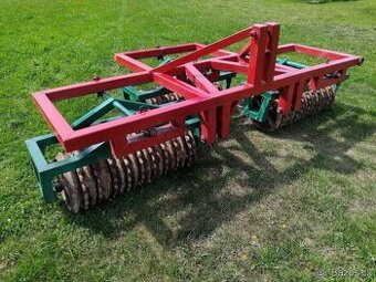 Prodám válce cambridge nesené 3,3m