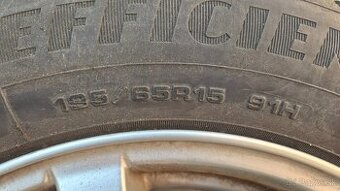 Letné pneu na elektrónoch pre FORD