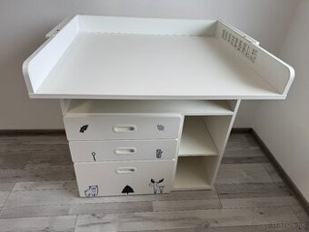 Predám prebalovací pult