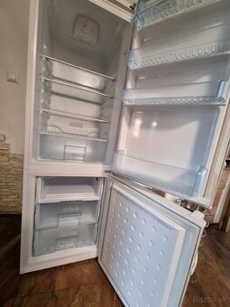 Kombinovaná chladnička s mrazničkou