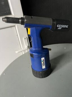 Pneumatické nitovacie kliešte