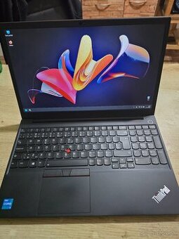 15.6 palcove Lenovo Thinkpad v top stave so 16gb ram 256gb s