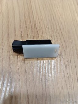 Svetlo (osvetlenie) odkladacej skrinky 3V0919390B