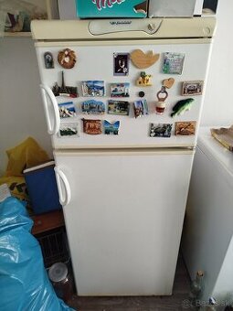 Predám staršiu chladiničku