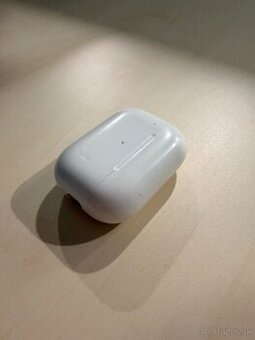 Apple AirPods Pro 2 – dobrý stav, kúpené v Apple Store