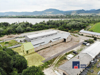Pozemok na priemysel a skladovanie | časť haly | 270 m2 | po