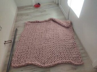 Ručne pletená deka