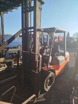 VZV Toyota Forklift 52-8FD JF 35